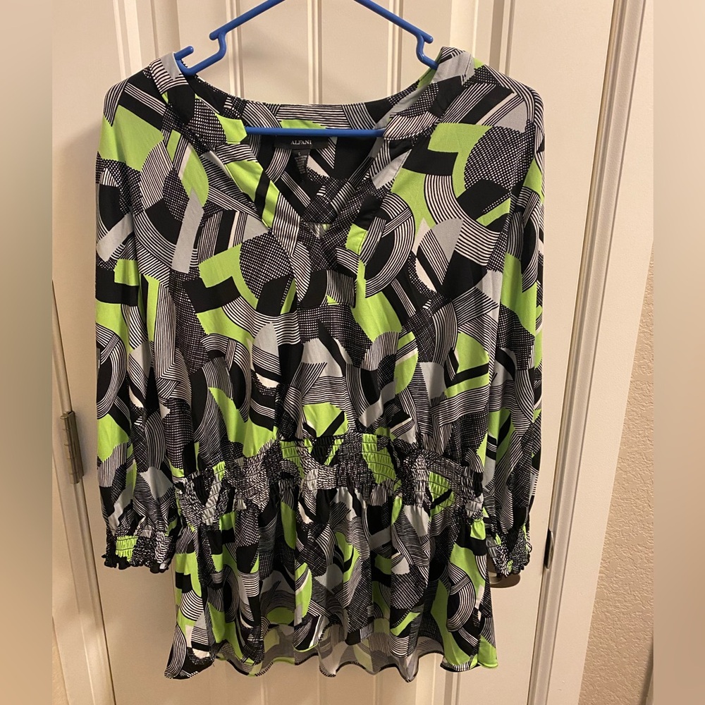 Alfani Top L Stretch Blouse Lime Black White Shirt Large Lg